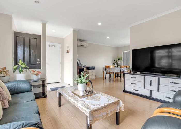  at 16 Ironstone Place, Randwick Park, Manukau City, Auckland