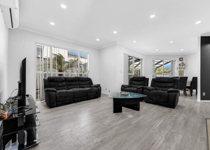  at 35 Packspur Drive, Flat Bush, Manukau City, Auckland