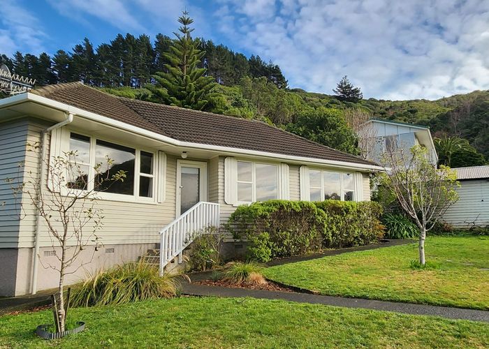  at 1 McKelvey Place, Tawa, Wellington, Wellington
