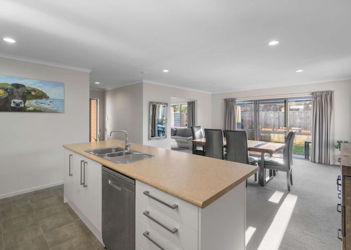  at 39 Faringdon Boulevard, Rolleston, Rolleston