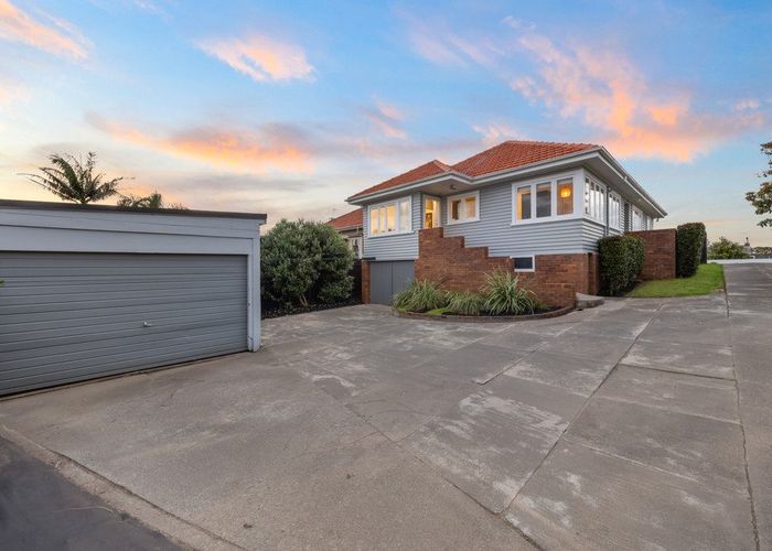  at 6 Barrack Road, Mount Wellington, Auckland City, Auckland