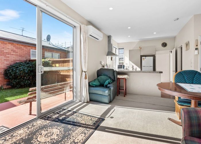  at 4/98 Warrington Street, Mairehau, Christchurch City, Canterbury