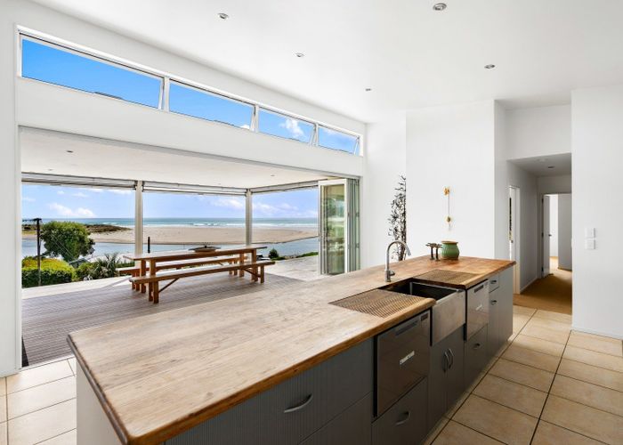  at 14 Oraka Road, Mahia, Wairoa, Hawke's Bay