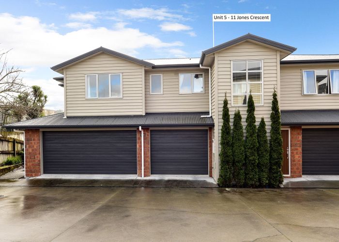  at 5/11 Jones Crescent, Melville, Hamilton, Waikato