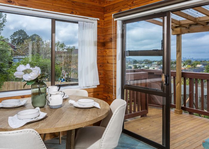  at 10 Mescal Street, Massey, Waitakere City, Auckland