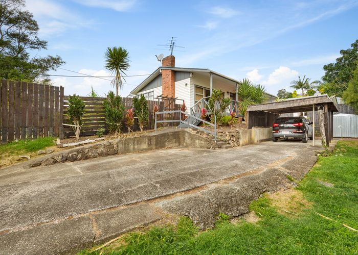  at 94 Godley Road, Green Bay, Auckland