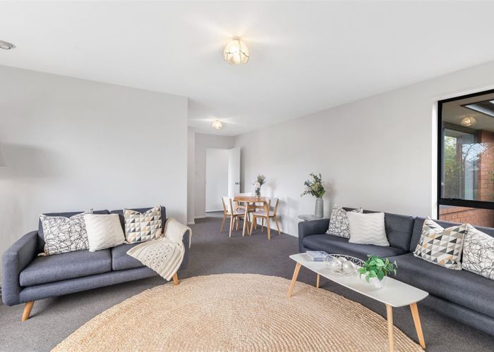  at 4 Thistledown Place, Woolston, Christchurch