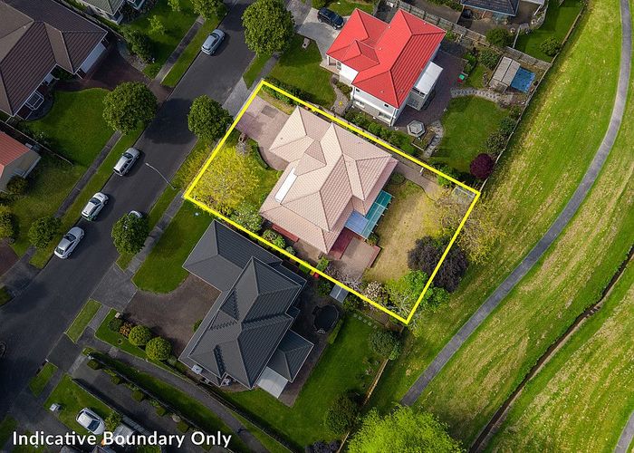  at 28 Astoria Place, Northpark, Auckland