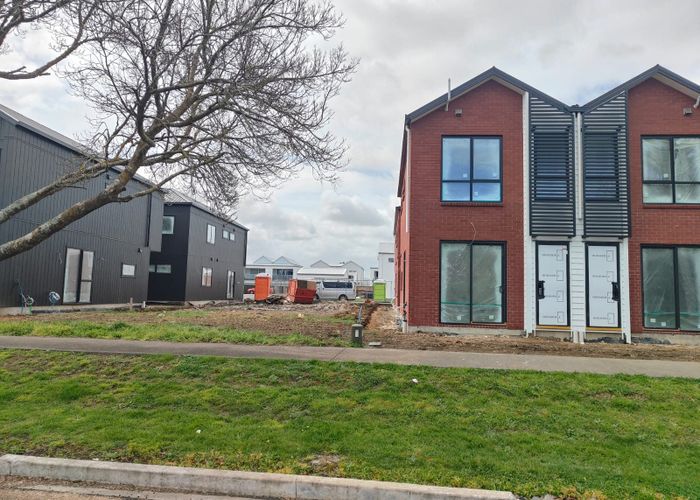  at 31D & 31E Burberry Road, Drury, Papakura, Auckland