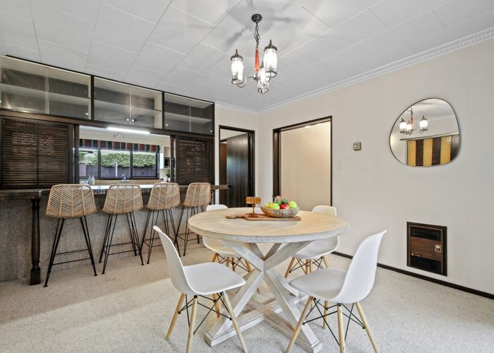  at 18 Hawkswood Place, Avonhead, Christchurch City, Canterbury
