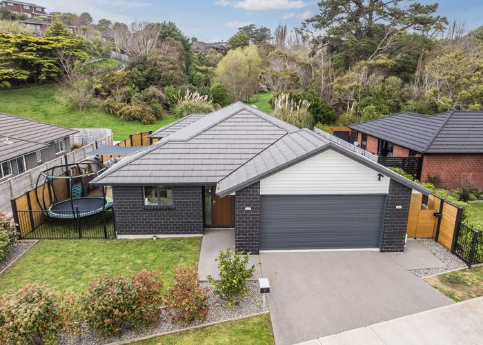  at 1 Genoa Place, Whitby, Porirua