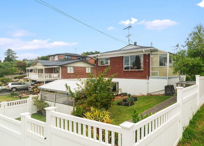  at 1/20 Merchant Avenue, Te Atatu South, Auckland