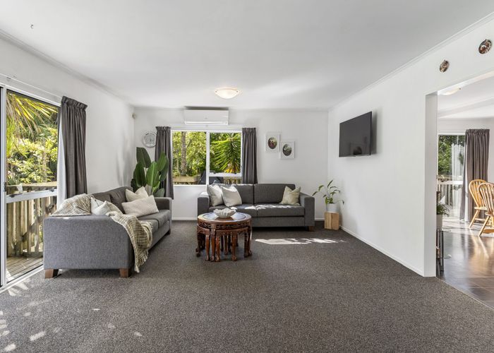 at 3 Melba Street, Beach Haven, Auckland