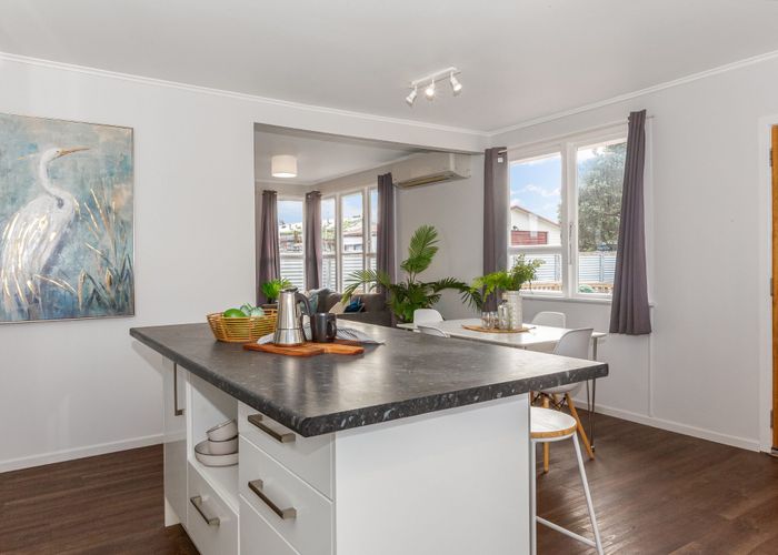  at 32 Beauzami Crescent, Ascot Park, Porirua