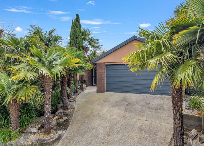  at 2 Saxon Woods Drive, Rototuna, Hamilton, Waikato