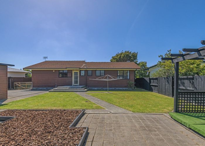  at 12 Hillcrest Drive, Kelvin Grove, Palmerston North, Manawatu / Whanganui