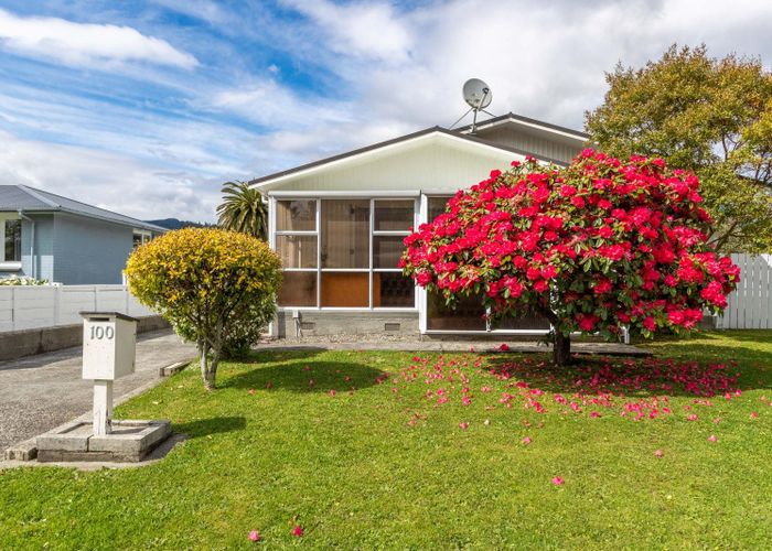  at 100 Clouston Park Road, Clouston Park, Upper Hutt