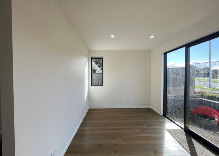  at 1B Greer Road, Weymouth, Manukau City, Auckland