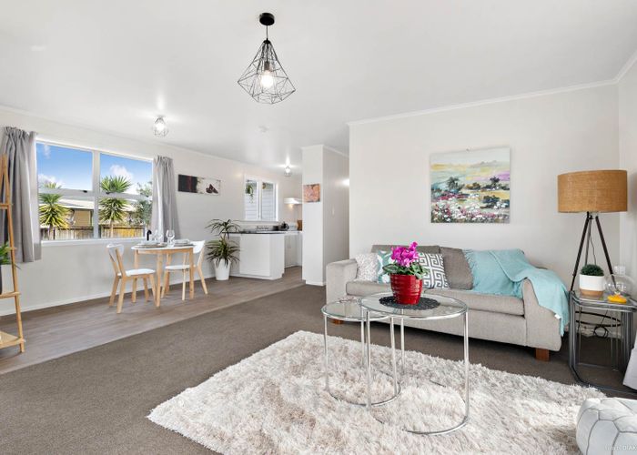  at 24 Justin Place, Te Atatu Peninsula, Auckland