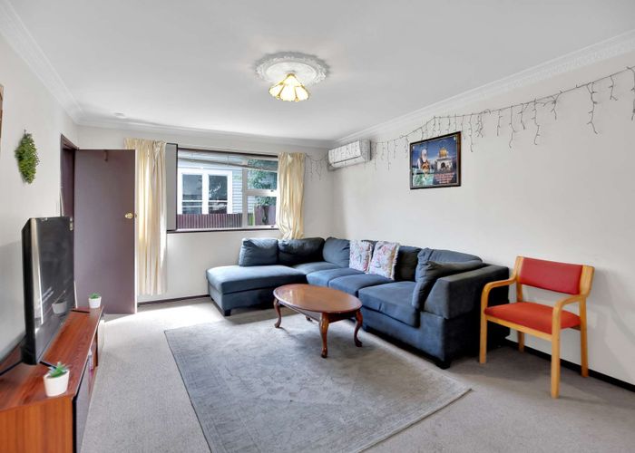  at 2/35 Parlane Street, Addington, Christchurch