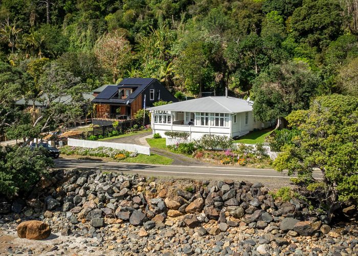  at 300 Thames Coast Road, Thornton Bay, Thames-Coromandel, Waikato