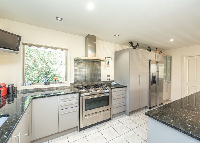  at 12 Suffolk Drive, Otamatea, Whanganui