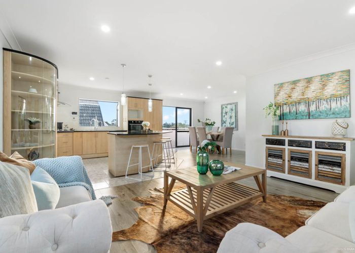  at 43 Staveley Avenue, Mount Roskill, Auckland