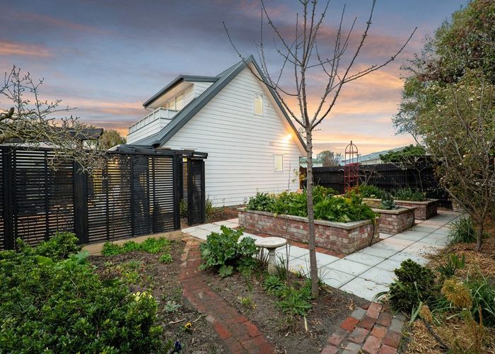  at 39A Pannell Avenue, Wainoni, Christchurch City, Canterbury