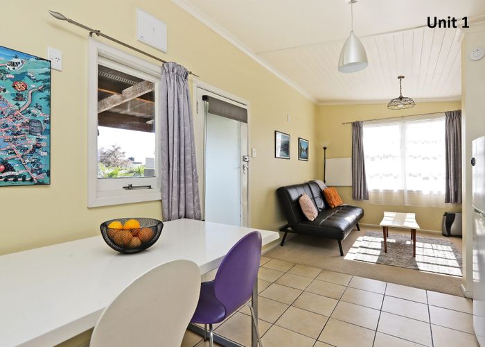  at 206 Park Road South, Akina, Hastings