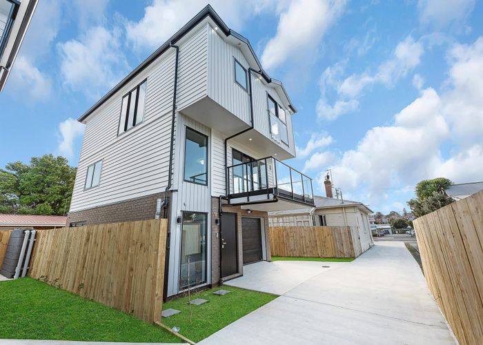  at 25d Albion Road, Otahuhu, Auckland City, Auckland