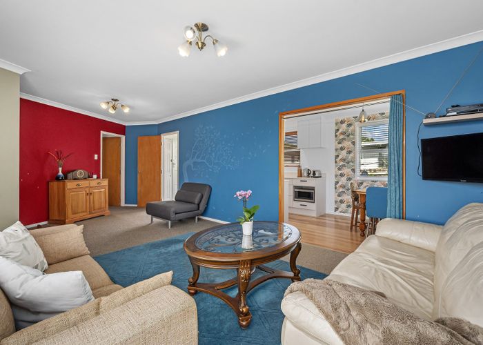  at 25 Felgrove Street, Glendene, Waitakere City, Auckland