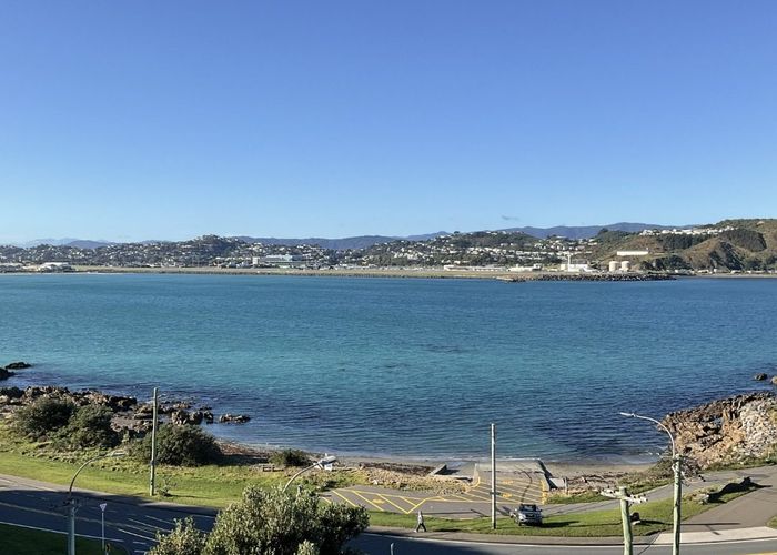  at 8 Hungerford Road, Lyall Bay, Wellington, Wellington