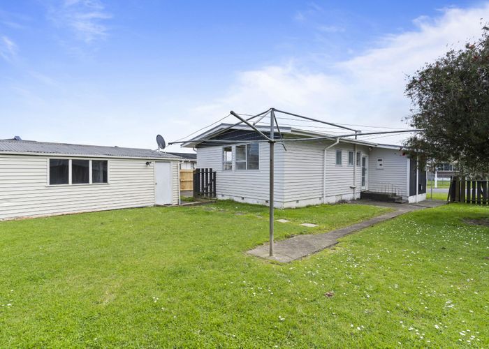  at 17 Garth Place, Manurewa, Auckland