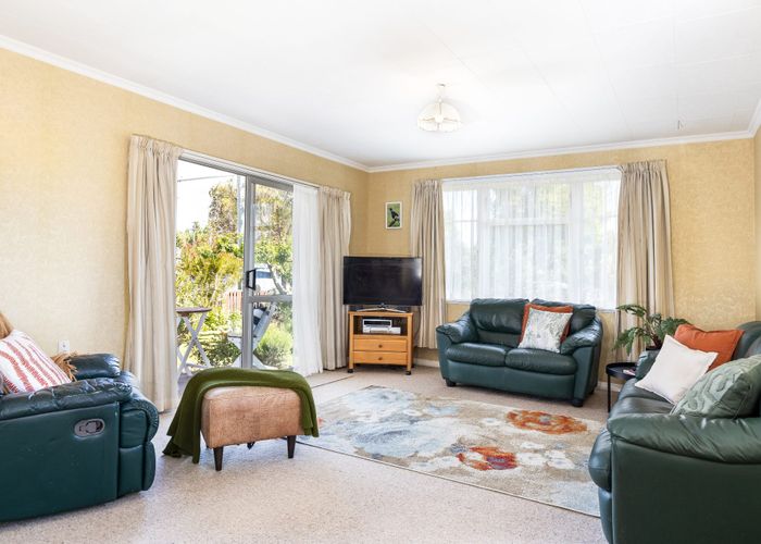 at 118 Budge Street, Riversdale, Blenheim