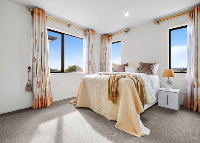  at 22 Bartells Drive, Goodwood Heights, Manukau City, Auckland