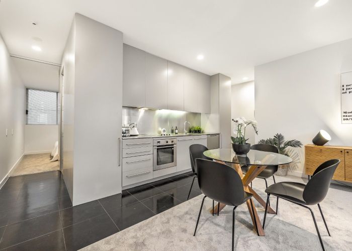  at 8 Fisher-Point Drive, Freemans Bay, Auckland City, Auckland
