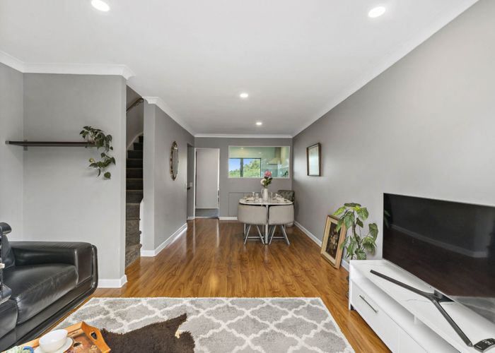  at 9/852 Mount Eden Road, Three Kings, Auckland City, Auckland