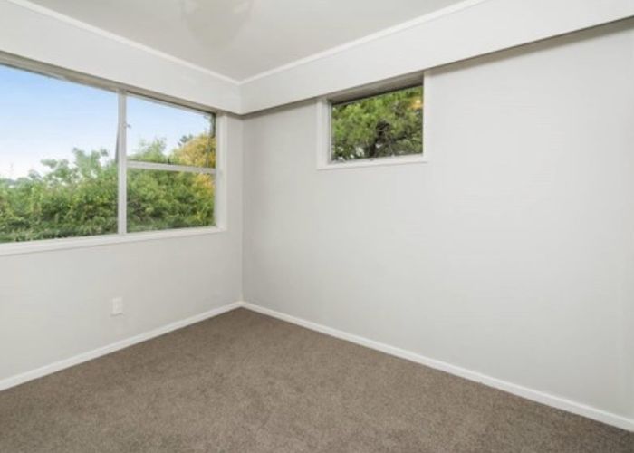  at 29 Gladys Avenue, Glenfield, Auckland