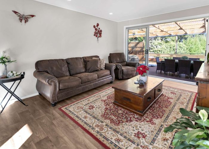  at 10 Bay Grove, Pukehangi, Rotorua
