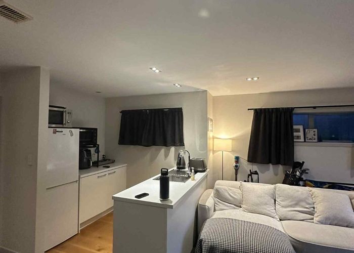  at 14 Kesteven Ave, Glendowie, Auckland City, Auckland