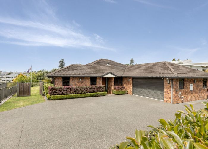 at 45 Contour Avenue, Pyes Pa, Tauranga