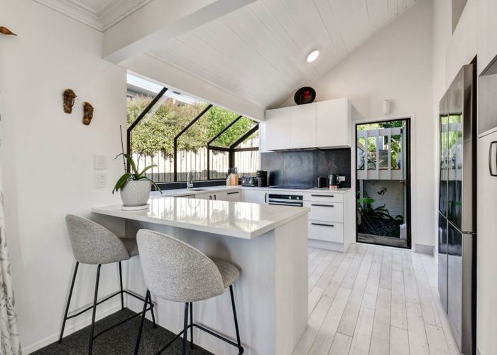  at 35 Surf Road, Stanmore Bay, Rodney, Auckland