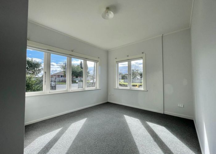  at 13 Reid Road, New Lynn, Waitakere City, Auckland