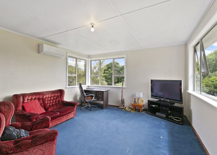  at 14 Chew Place, Ranui, Porirua