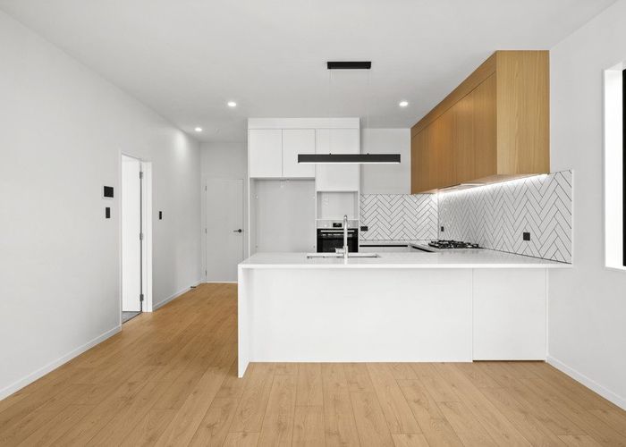  at 2C Dianthus Place, Browns Bay, North Shore City, Auckland