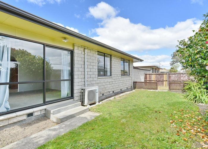  at 2/121 Marlow Road, Aranui, Christchurch