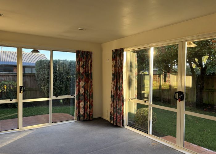  at 4 Rosefield Lane, Northcote, Christchurch City, Canterbury