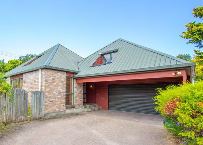  at 4 Libra Place, Kawaha Point, Rotorua