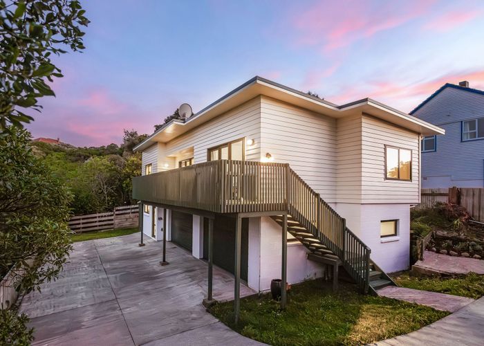  at 25a Hiwi Crescent, Titahi Bay, Porirua, Wellington