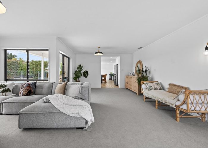  at 36 Galloway Crescent, Farm Cove, Manukau City, Auckland